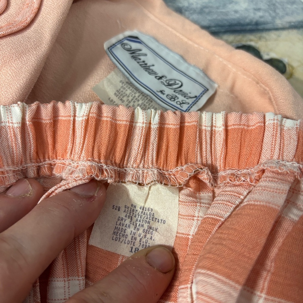 NWT Matthew & David Chic Peach Embroidered Blouse & Plaid Pleated Skirt Set 18 - Picture 12 of 16